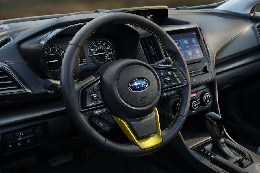 Торпедо Subaru Crosstrek Sport 2020 года  (фото 5 из 12)